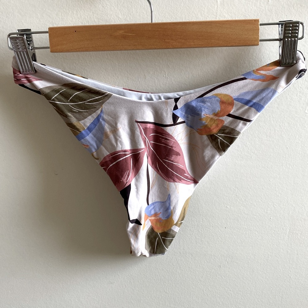 L*Space bikini - Picture 4 of 5